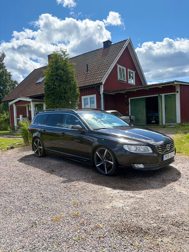 Volvo V70 2015