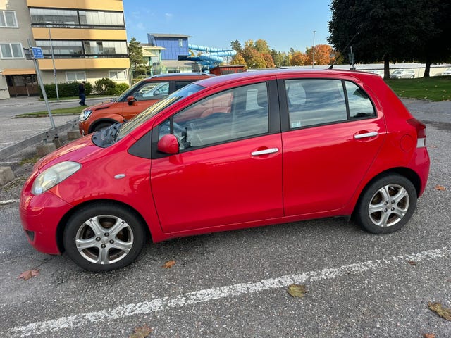 Toyota Yaris 2011