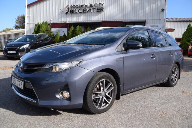 Toyota Auris 2015