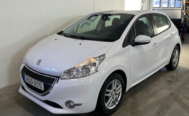 Peugeot 208 2014