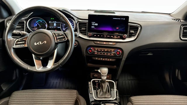 Kia Ceed 2023 – bild 4