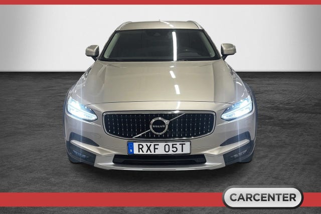 Volvo V90 Cross Country 2019 – bild 2