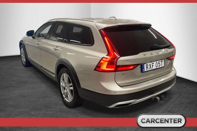 Volvo V90 Cross Country 2019 – bild 4