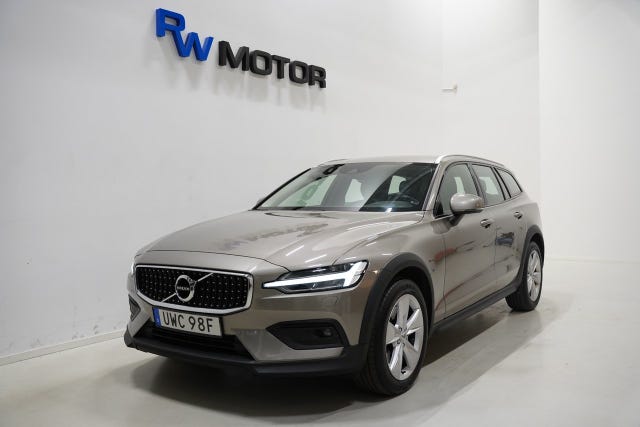 Volvo V60 Cross Country 2022 – bild 2