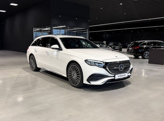 Mercedes-Benz E300 2024