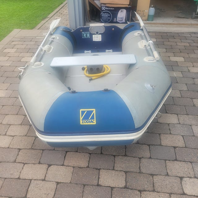 Zodiac  gummibåt med Yamaha 8 hk