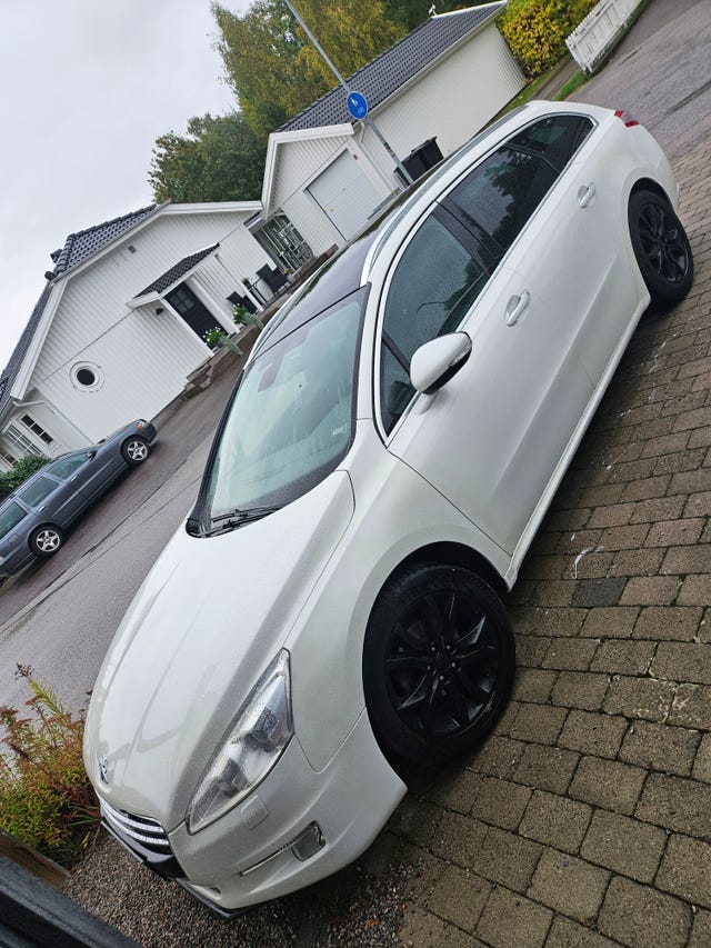 Peugeot 508 2012