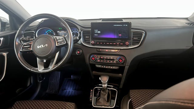 Kia Ceed 2024 – bild 4