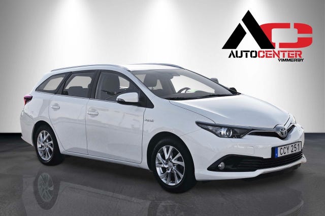 Toyota Auris 2016