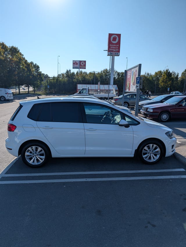 Volkswagen Golf Sportsvan 2018 – bild 3