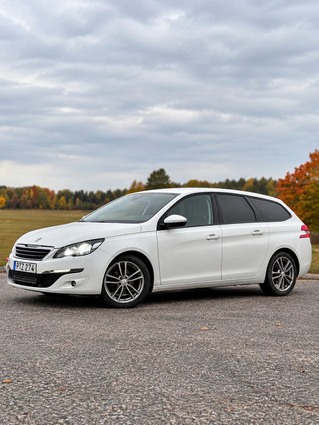 Peugeot 308 SW 2015