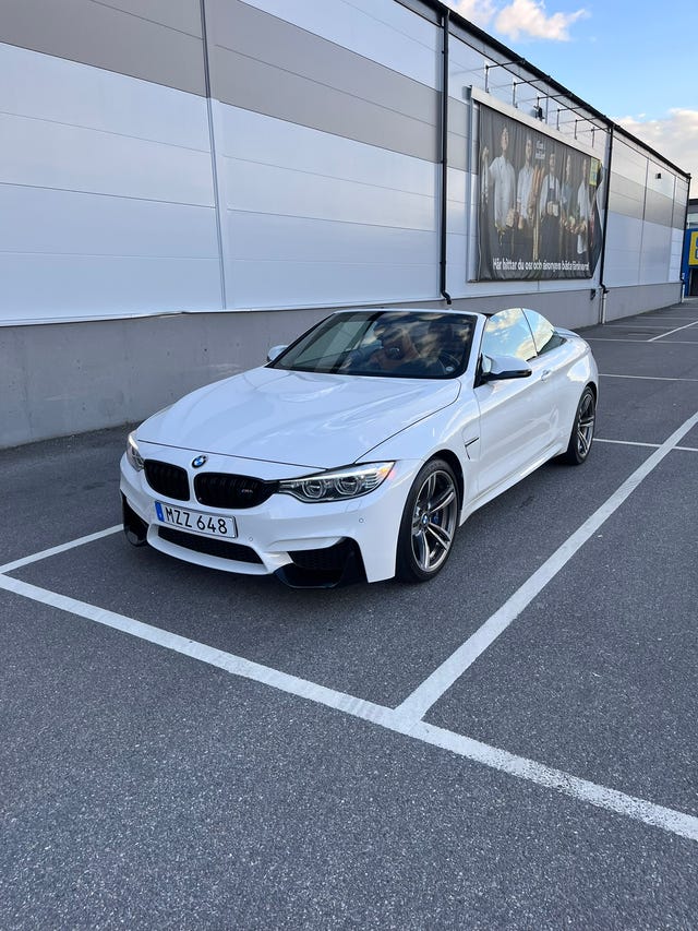 BMW M4 2016