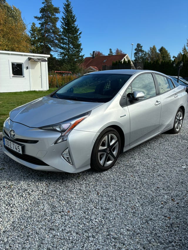 Toyota Prius 2016