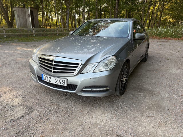 Mercedes-Benz E220 2012