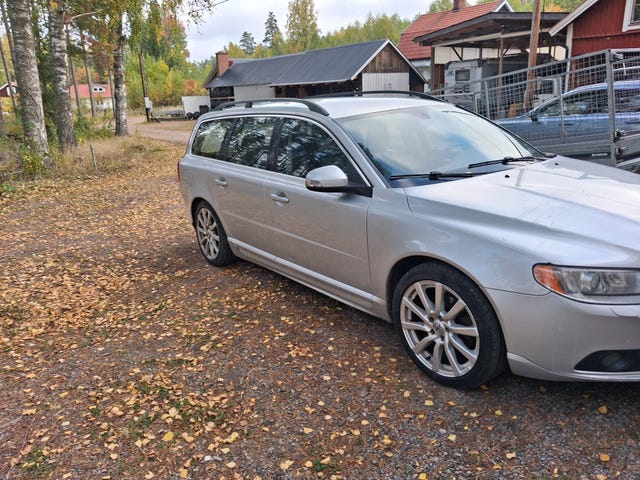 Volvo V70 2010 – bild 4