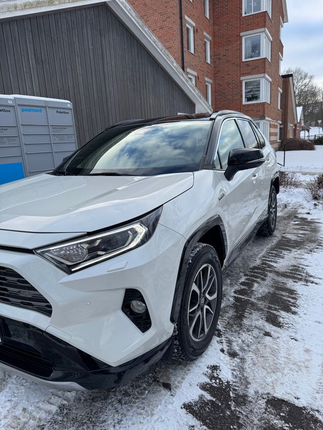Toyota RAV4 2020 – bild 3
