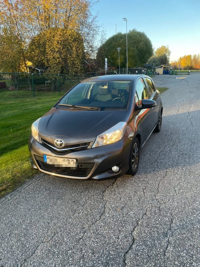 Toyota Yaris 2012