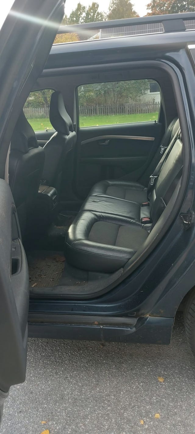 Volvo V70 2010 – bild 2