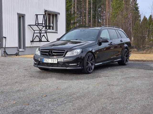 Mercedes-Benz C250 2012