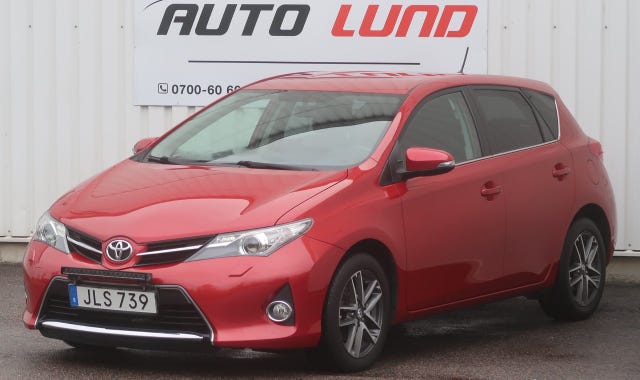 Toyota Auris 2015