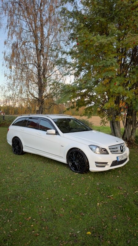 Mercedes-Benz C220 2014