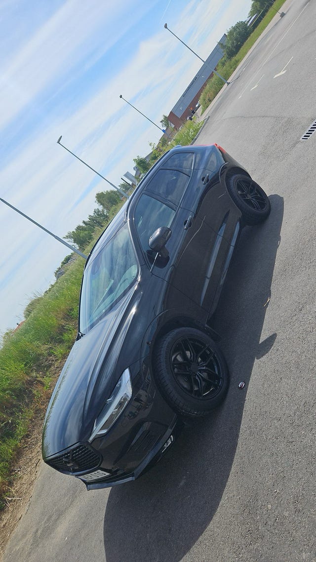 Volvo XC60 2020 – bild 2