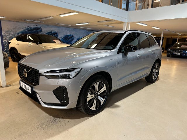 Volvo XC60 2025