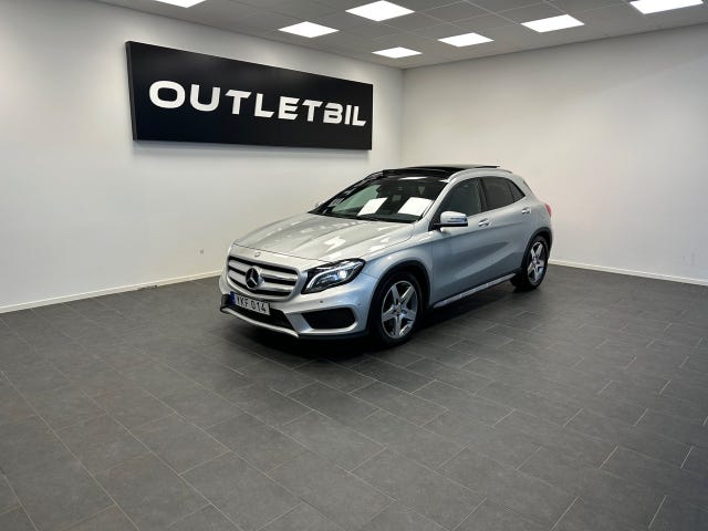 Mercedes-Benz GLA 220 2015