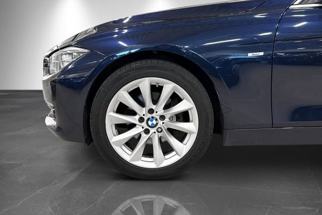 BMW 320d 2015 – bild 2