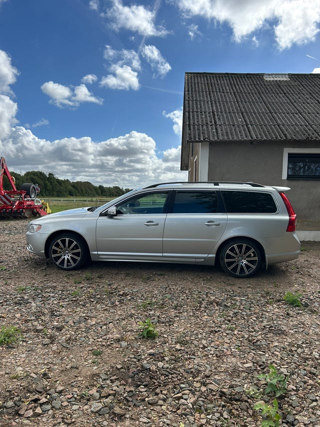 Volvo V70 2011
