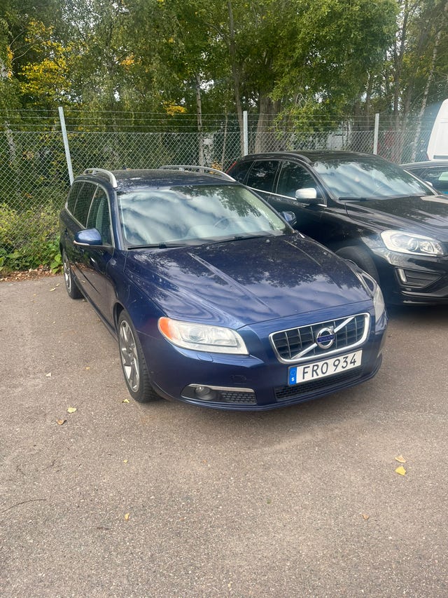 Volvo V70 2012