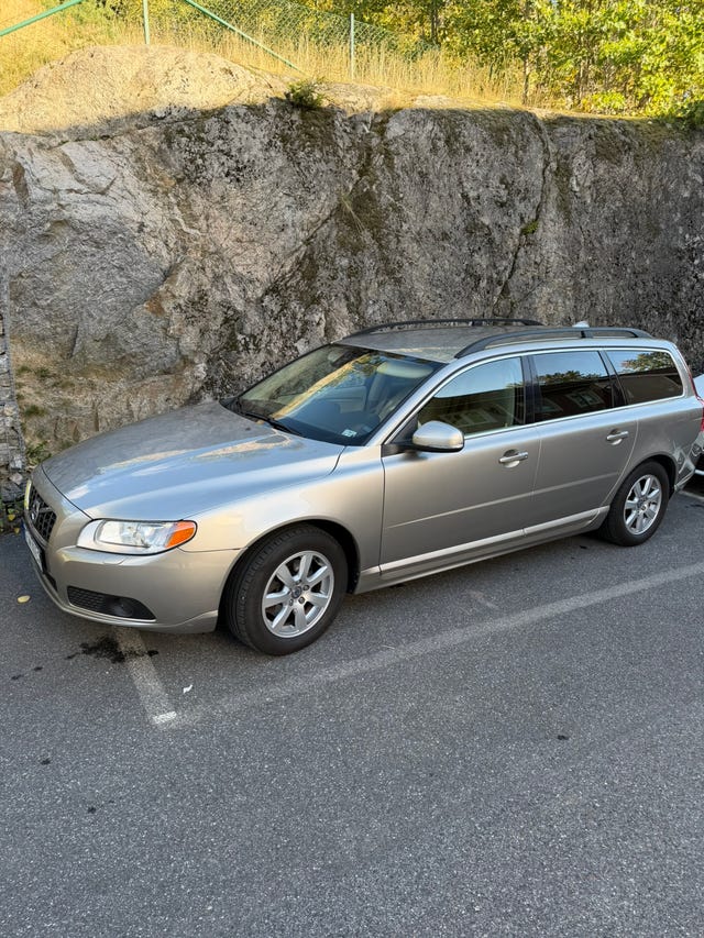 Volvo V70 2012