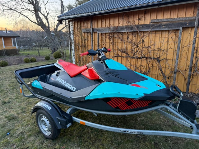 Seadoo spark trixx 2 up