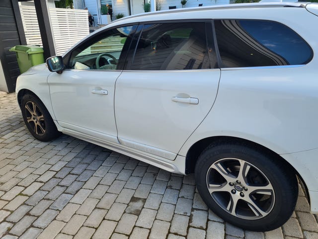 Volvo XC60 2011 – bild 2