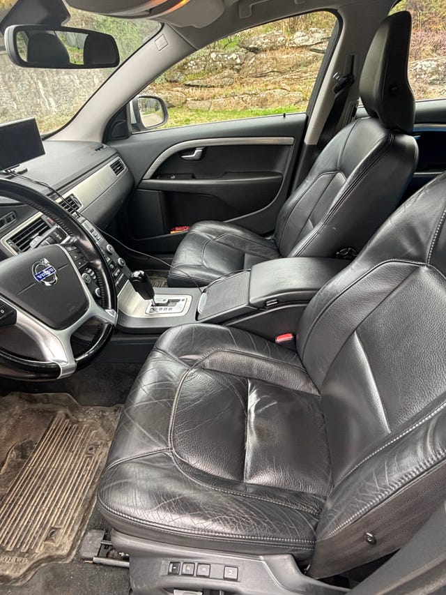 Volvo V70 2010