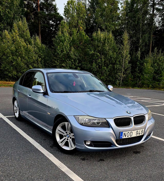 BMW 320d 2010