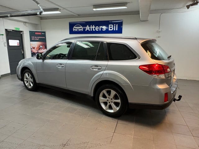 Subaru Outback 2014