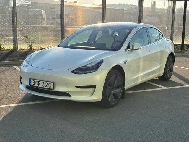Tesla Model 3 2019