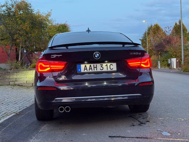 BMW 330d 2020 – bild 2