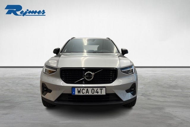 Volvo XC40 2025 – bild 4