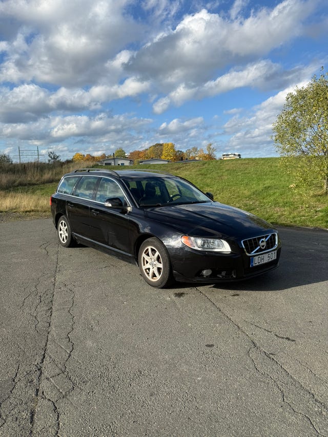 Volvo V70 2011