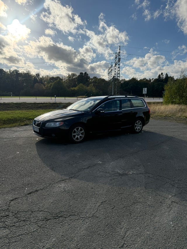 Volvo V70 2011 – bild 2