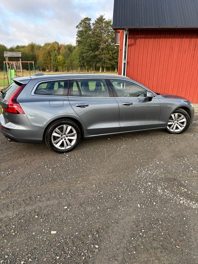 Volvo V60 2019