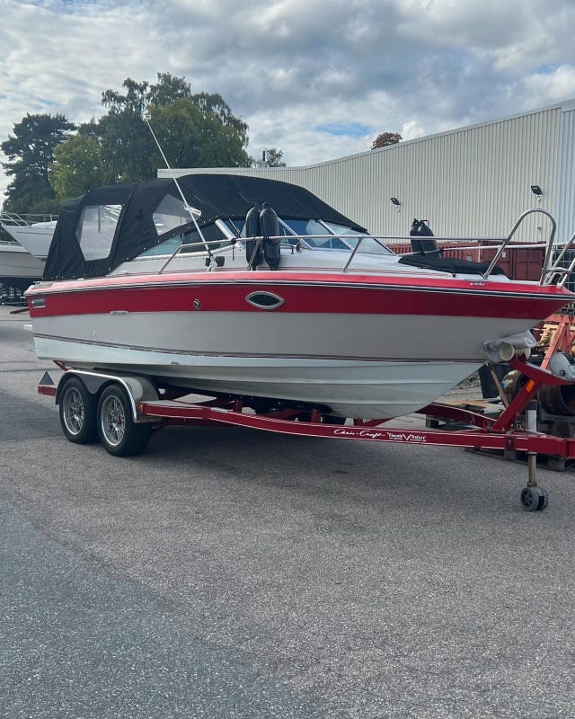 Sea Ray Seville 215