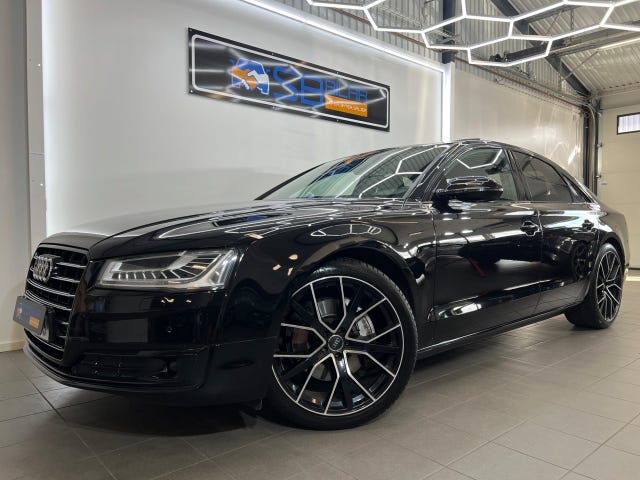 Audi A8 2016
