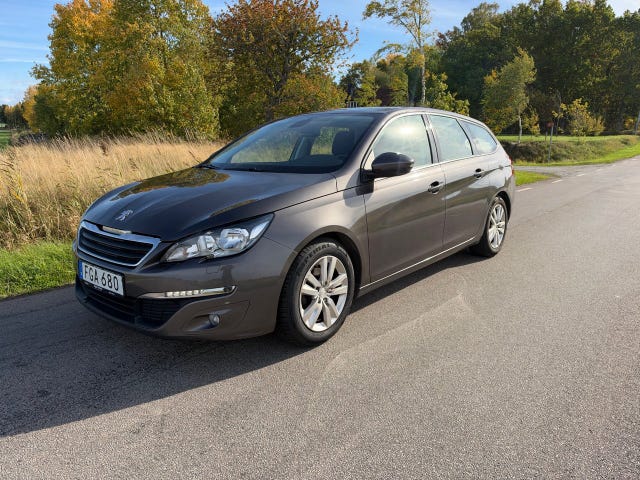 Peugeot 308 SW 2015