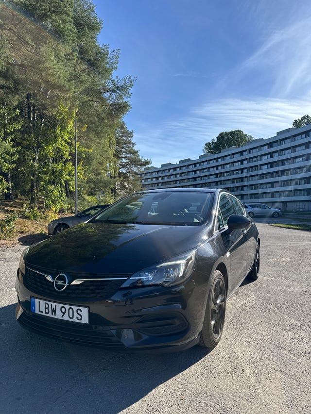 Opel Astra 2021