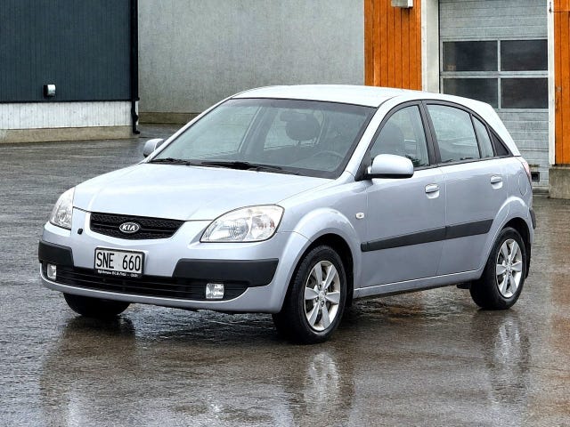 Kia Rio — bild 3 av 11