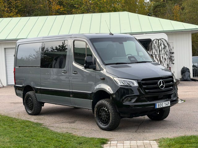 Mercedes-Benz Sprinter 319 2026