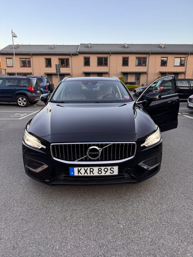 Volvo V60 2022